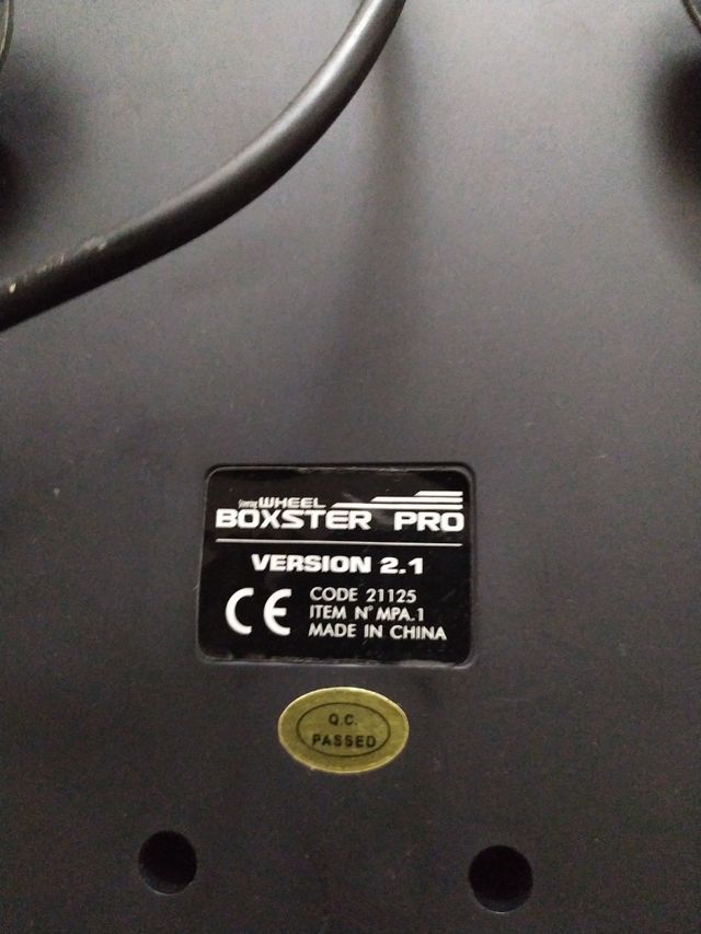 Manubrio e pedaliera videogiochi