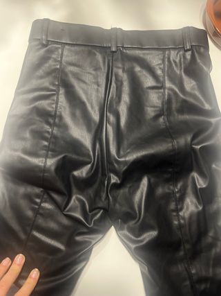 Pantalon leggins polipiel Zara