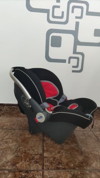 Maxi-Cosi Klippan Dinofix + base Isofix