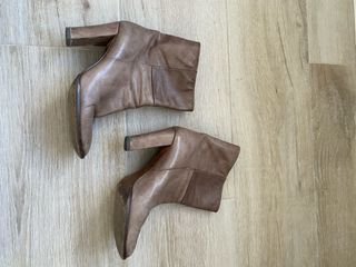 Botines de piel
