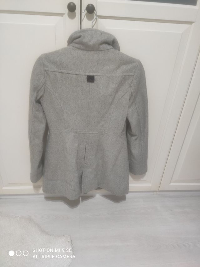 Abrigo como lana gris