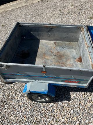Se vende remolque de coche pequeño erde