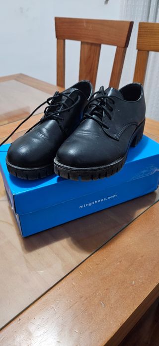 Zapatos de vestir con cordón negros