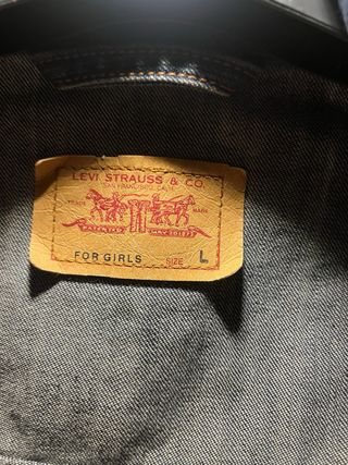 Chaqueta levis