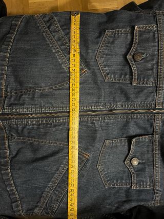 Chaqueta levis