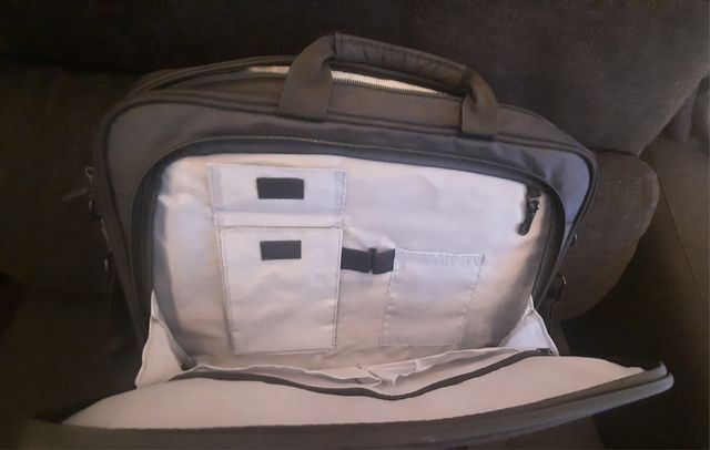 Maletín para portátil HP Business Slim