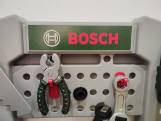 BOSCH MESA DE TRABAJO DE JUGUETE 