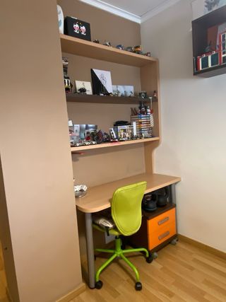 Dormitorio y escritorio juvenil