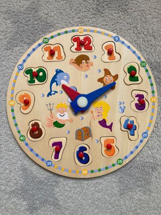 Reloj puzzle de bloques de madera