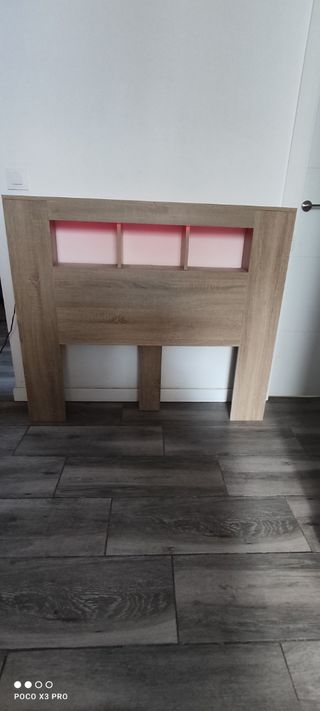Cabecero estantería
