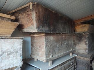 Madera, arca, artesa antigua