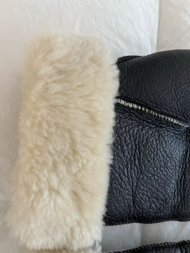 Manopole montone donna nere