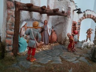 Belen/nacimiento,en peana...