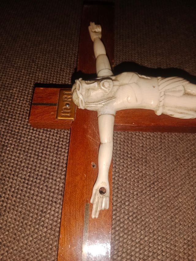 Cristo materiale nobile