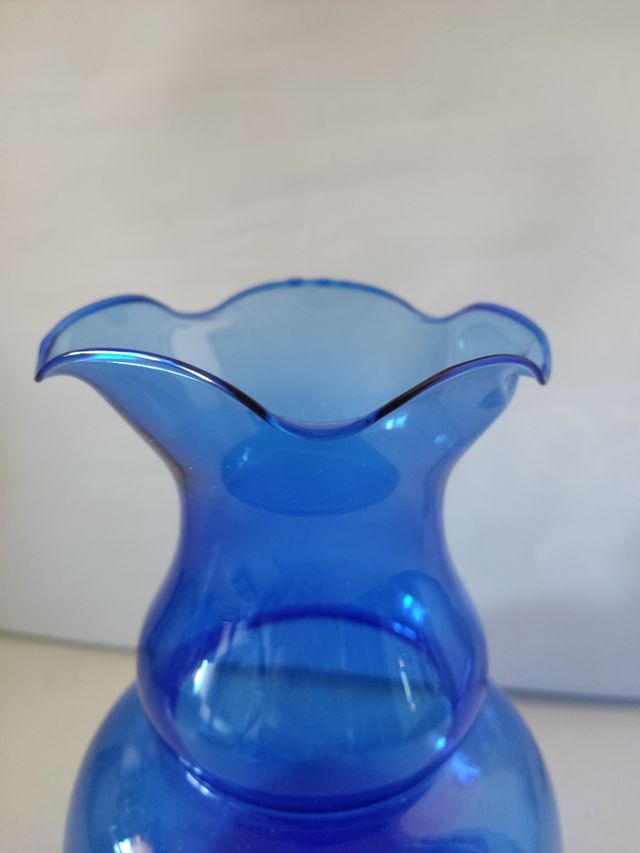 VASO VINTAGE IN CRISTALLO BLU