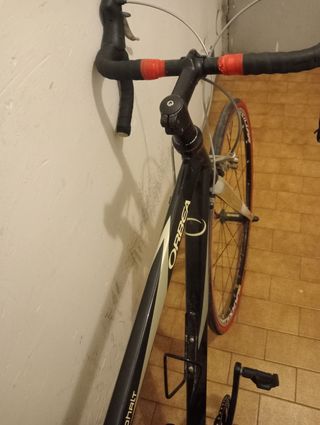 Bicicleta carretera para rodillo