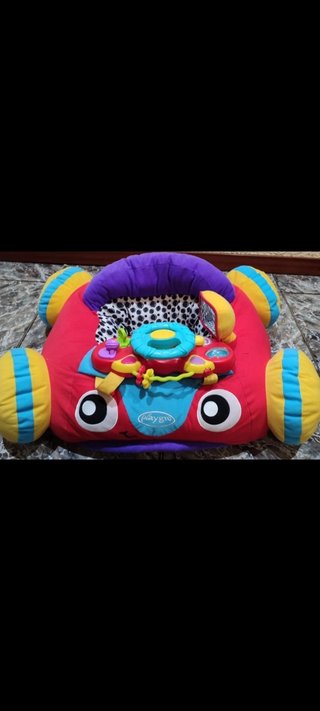 Coche cojin playgro bebe