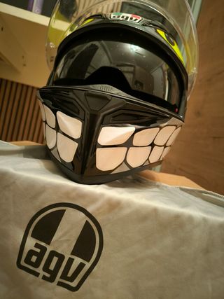Casco AGV