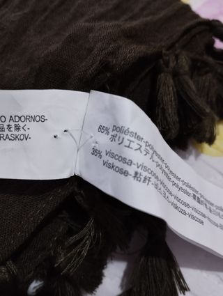 Pañuelo verde Stradivarius