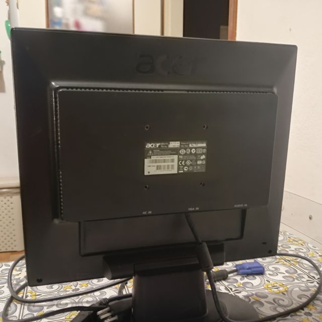 Monitor Acer 1715 sm