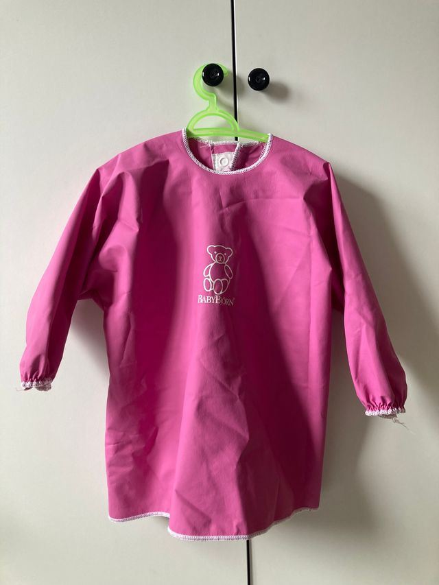 Delantal Jugar y Comer de BabyBjorn