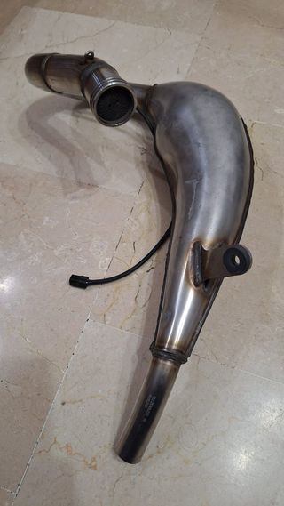 Tubo de escape KTM EXC 250 o 300cc.