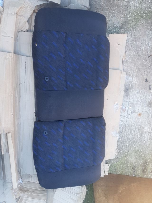 Asientos traseros clio 16v fase 1.5