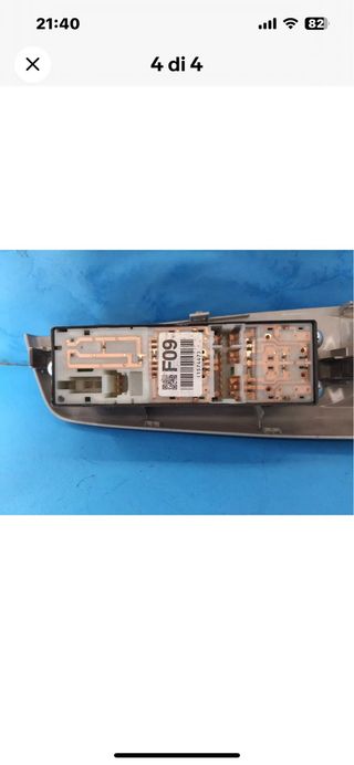 PULSANTIERA ANTERIORE SINISTRO SUBARU FORESTER