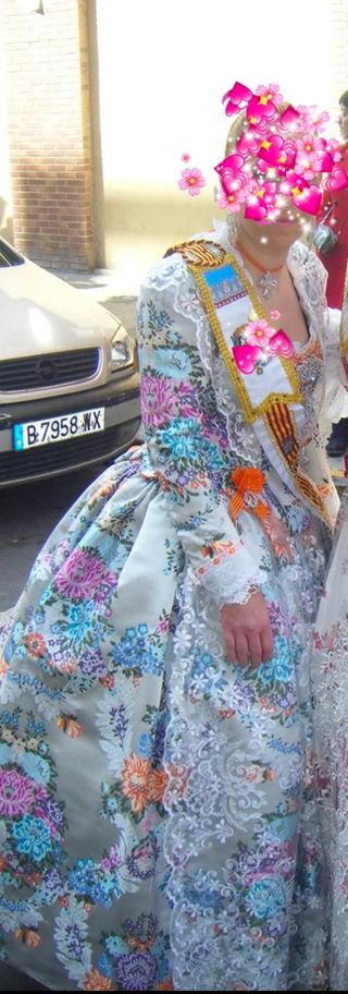 Traje de fallera 