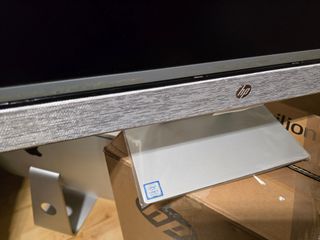 PC AIO HP 24", intel i3, 8gb, 1TB, wifi, bt, ...