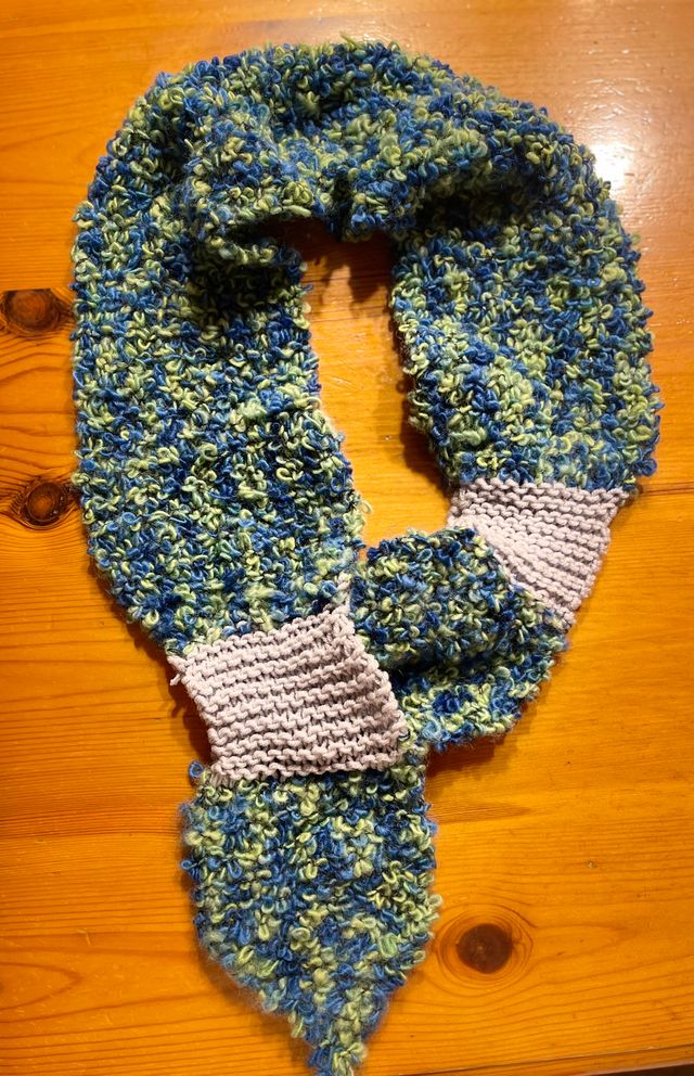 Sciarpina fatta a mano