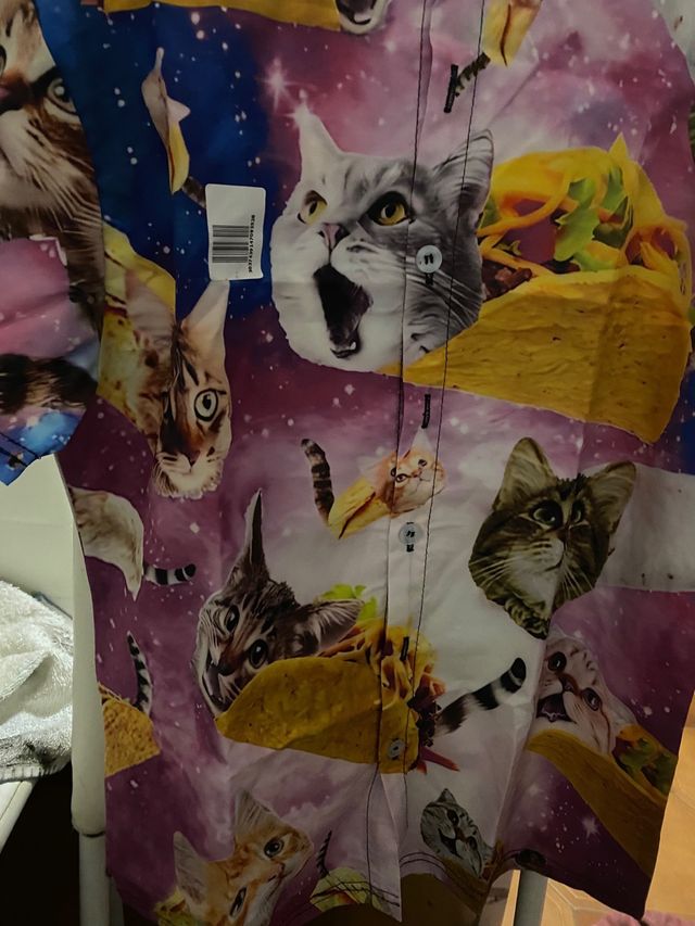 Camisa manga corta gatos nueva xs