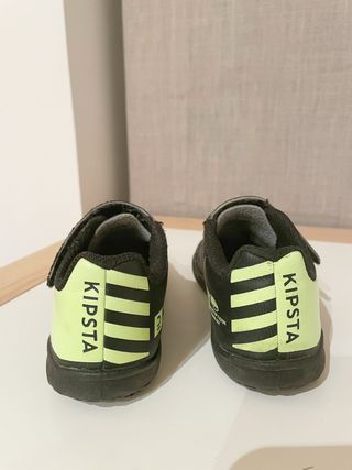 Botas Futbol Marca Kipsta Talla 30