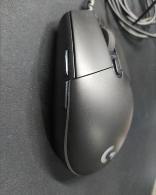 Ratón logotech g203