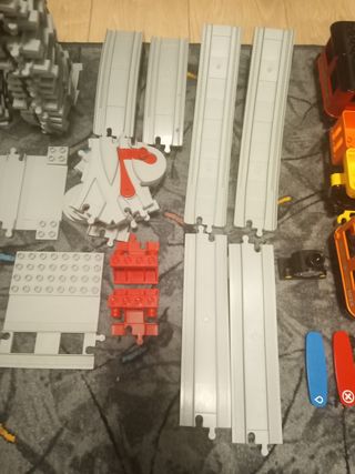 2 treni LEGO DUPLO + binari