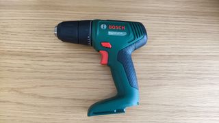 berbequim bosch EasyDrill 18V-40, nova em caixa