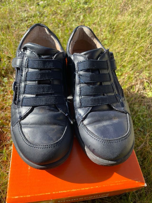 Zapatos biomecanics niño número 31