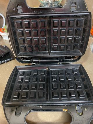 Sandwichera / gofrera Tristar SA3070