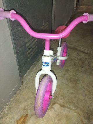 Bici sin pedales marca Chicco