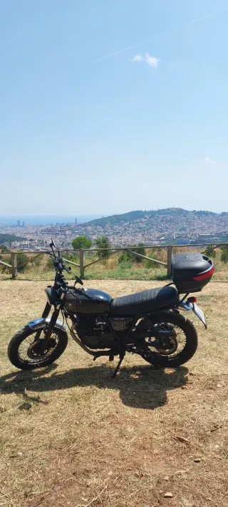 Brixton cromwell 250 2022