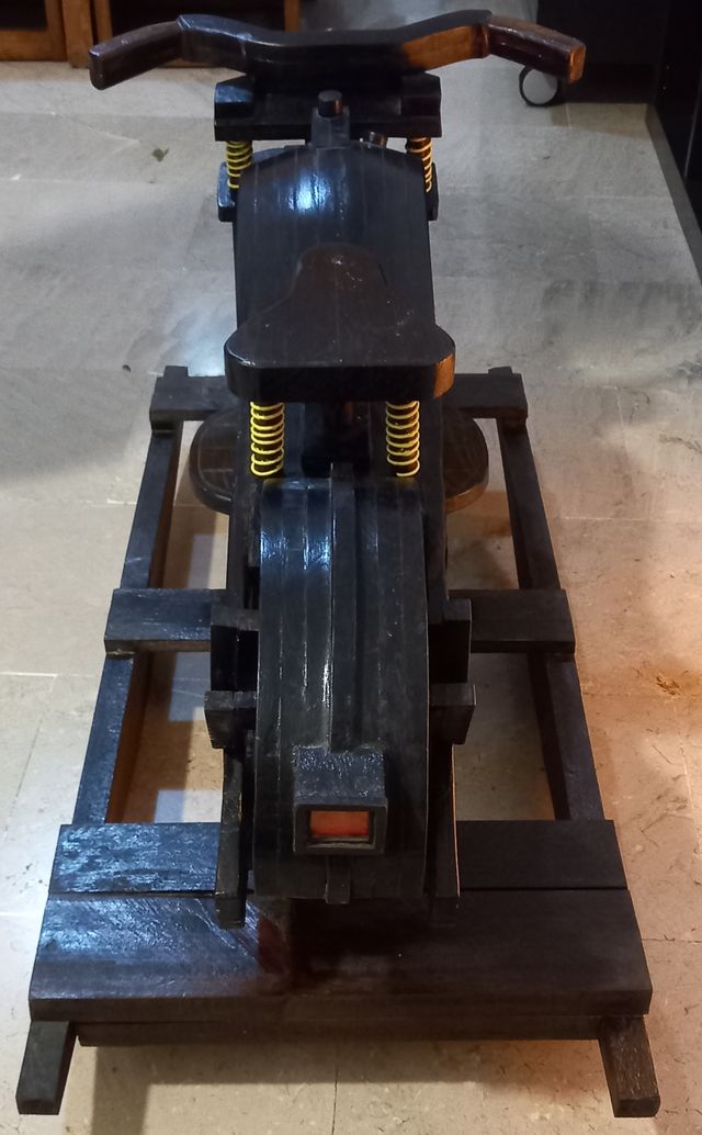 BALANCÍN DE MADERA MOTO CUSTOM