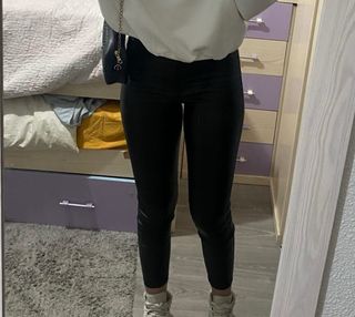 Pantalones de cuero Bershka