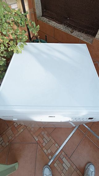 Lavavajillas Zanussi