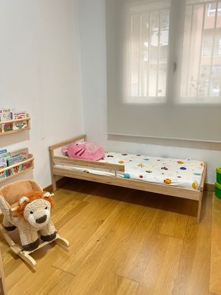 Lettino per bambini con materasso incluso