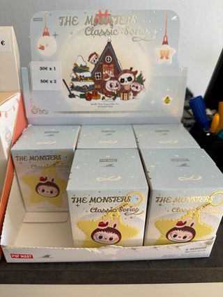 Popmart The monsters Labubu Navidad