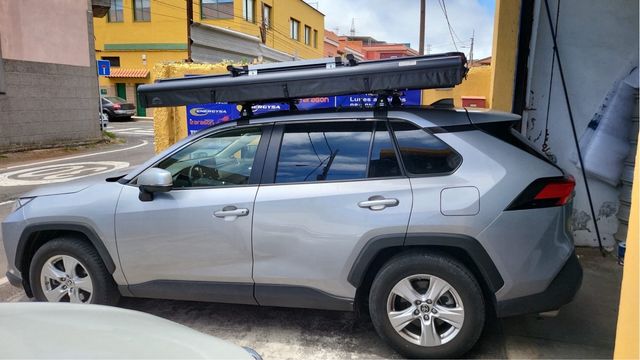 Tienda de techo + Toldo + Placa solar + Bacas