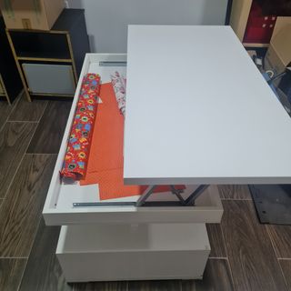 Mesa de centro elevable blanca
