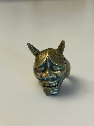 Anillo Samurai metal dorado