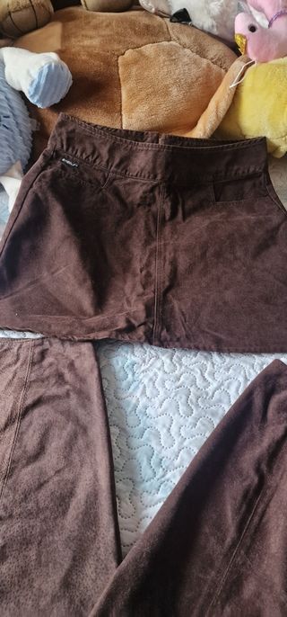 Faldas marrones piel y antelina