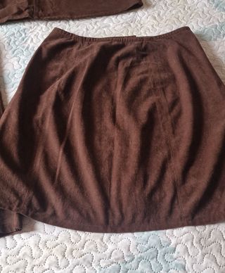 Faldas marrones piel y antelina